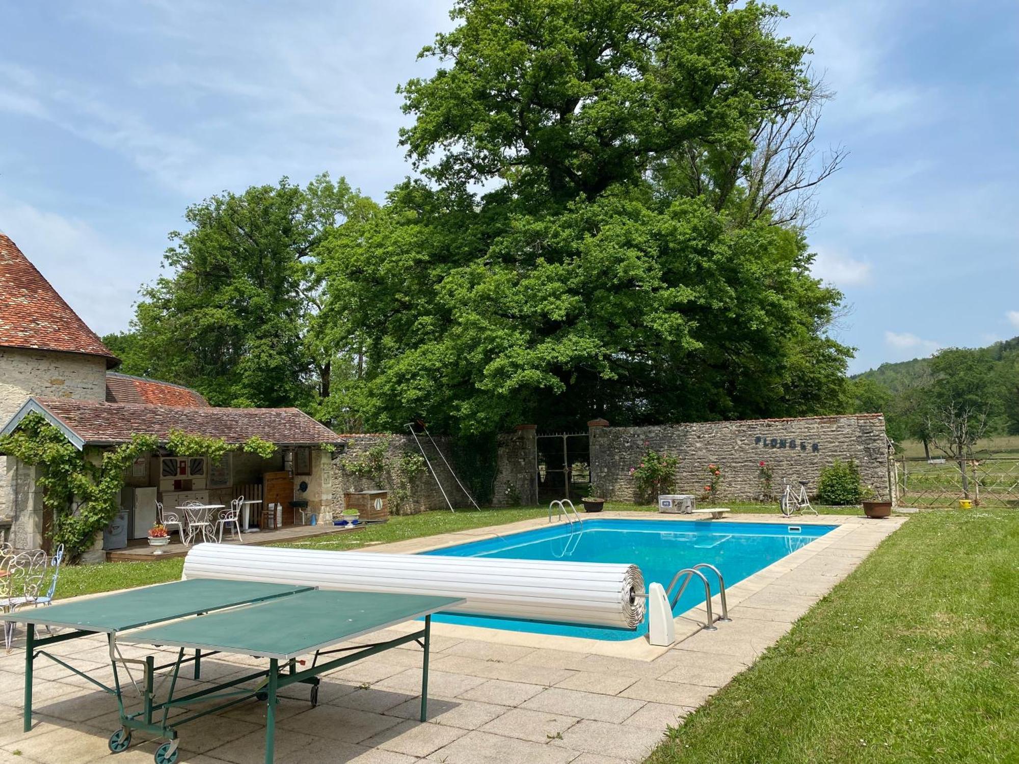 Bed and Breakfast La Roulotte Deluxe De Malpas Quingey Zewnętrze zdjęcie