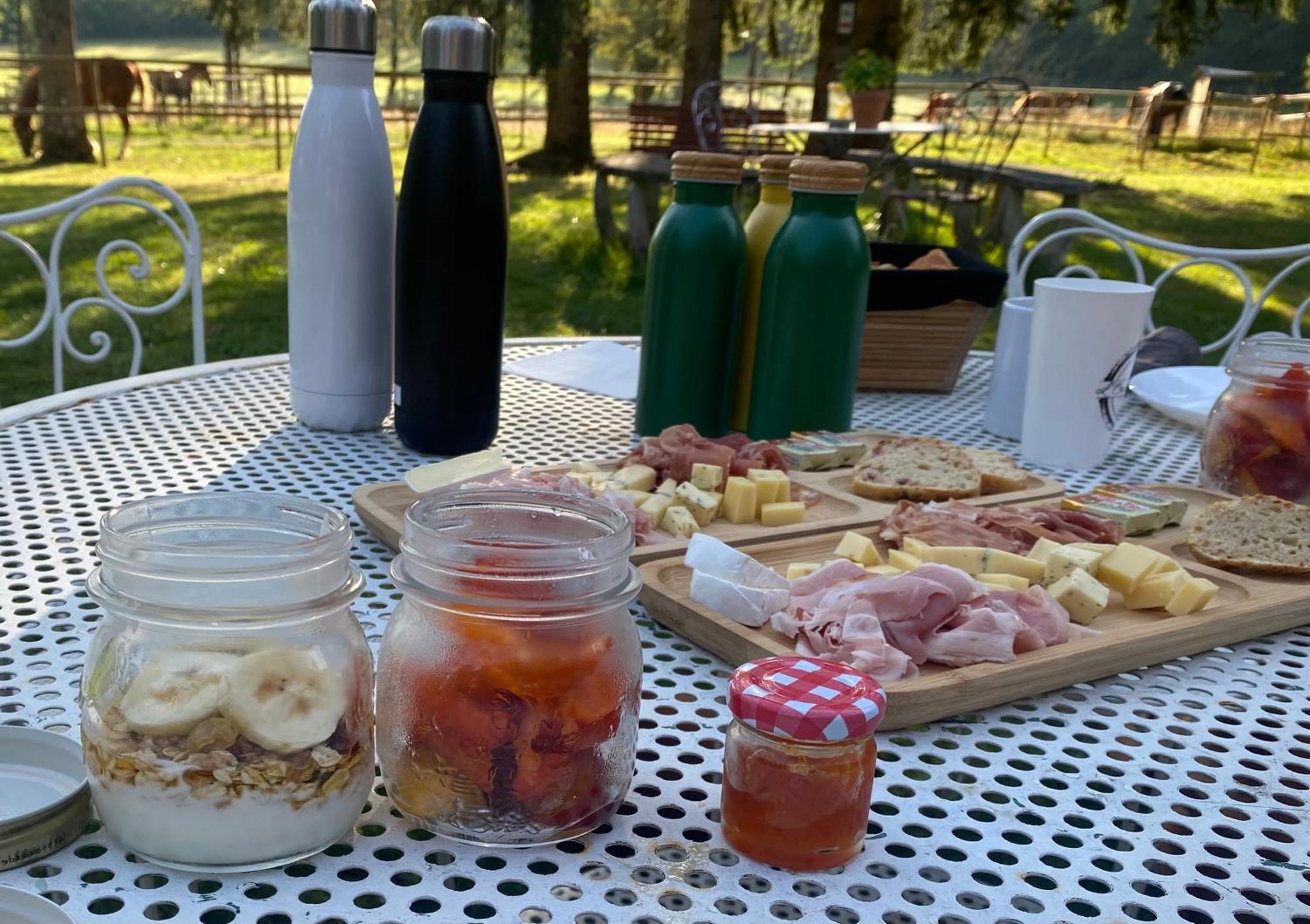 Bed and Breakfast La Roulotte Deluxe De Malpas Quingey Zewnętrze zdjęcie